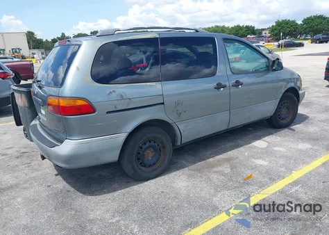 2000 Toyota Sienna Le from USA, damaged, VIN 4T3ZF13C3YU202727